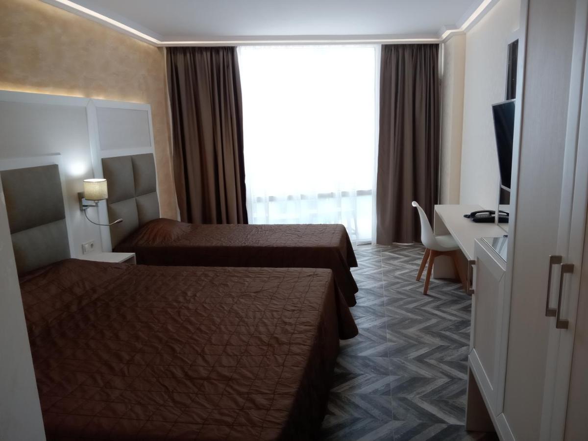 Sea View Triple S B Pomorie Exterior photo