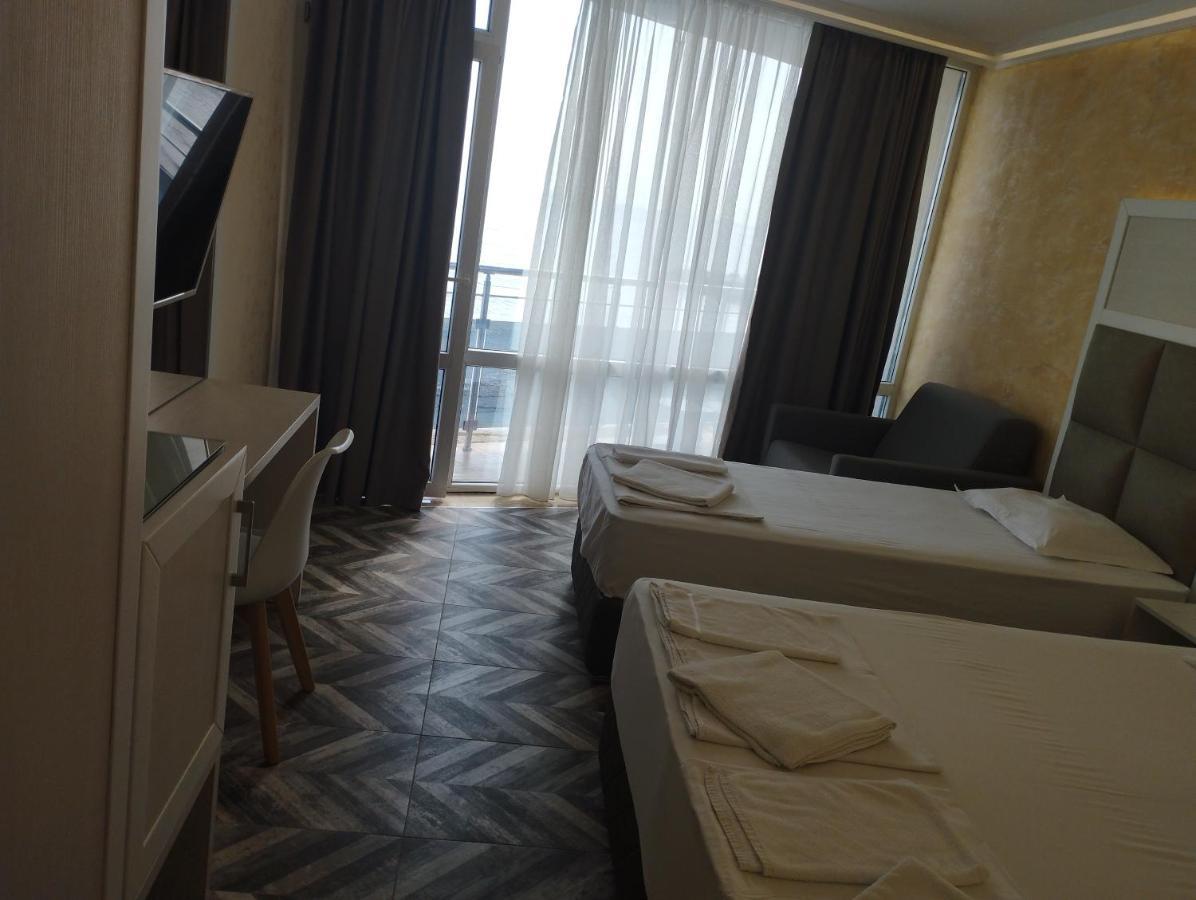 Sea View Triple S B Pomorie Exterior photo